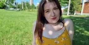 Gạ tình em gái xinh đẹp trong kỳ nghỉ hè mát mẻ