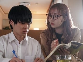 Nam sinh may mắn được cô gia sư xinh đẹp giúp thỏa mãn nhu cầu